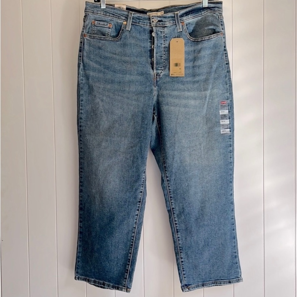 Levi’s Ribcage Straight Ankle Jeans